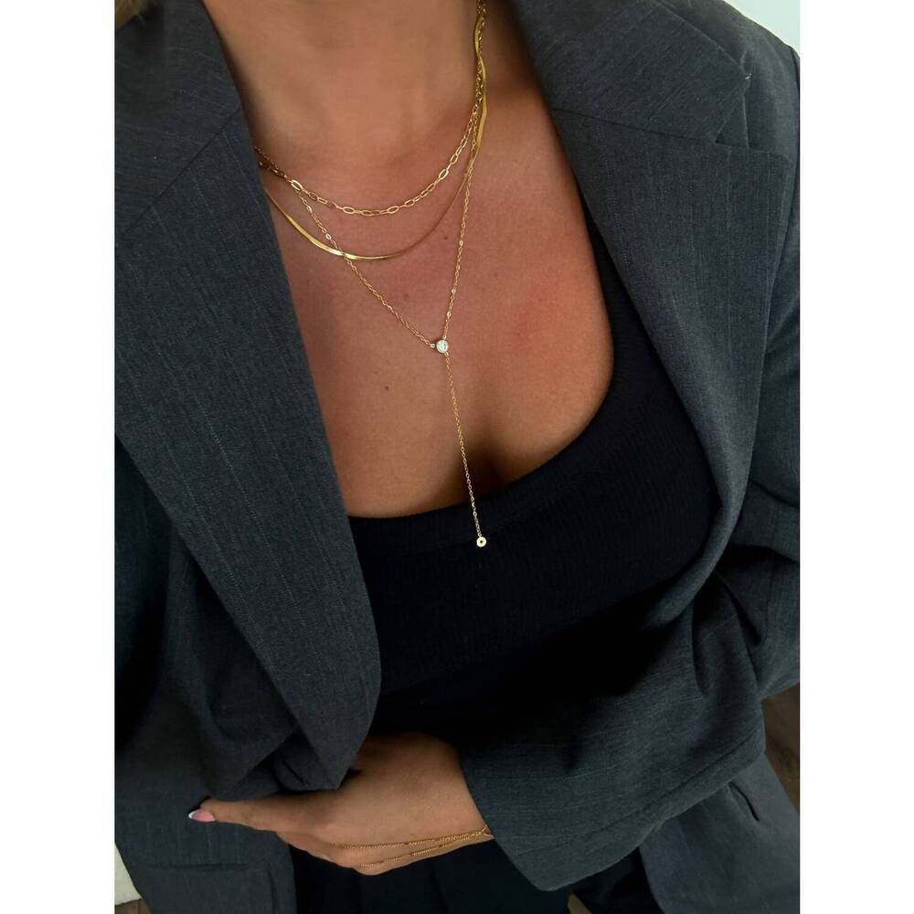 NEW CHANSUTTPEARLS women's charlie necklace in gold - Picture 2 of 3